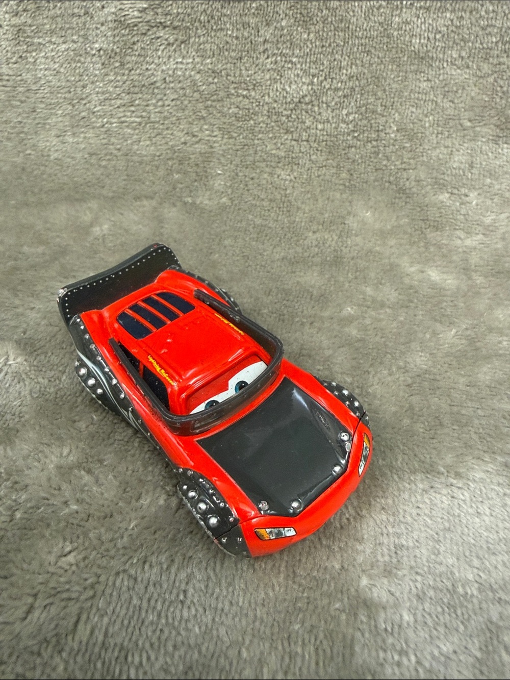 🏎️ Disney Pixar Cars Heavy Metal Lightning Mcqueen Diecast 1:55